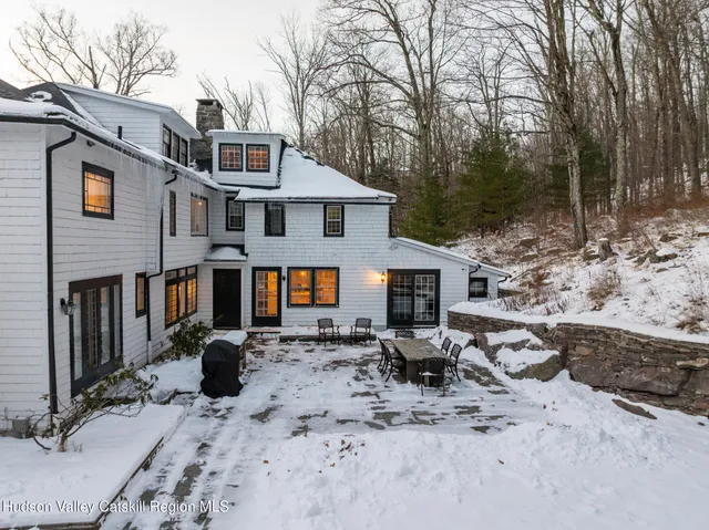 $1,800,000 | 948 County Route 25, Haines Falls, NY 12436