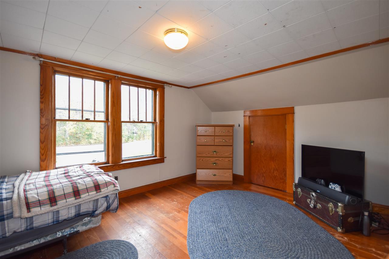 8 Norway Plains Road Rochester, NH 03868 - Photo 18 of 36