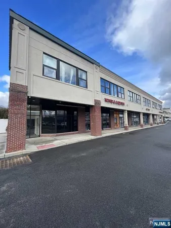 $2,250 | 519 Livingston Street, Unit 205, Norwood, NJ 07648