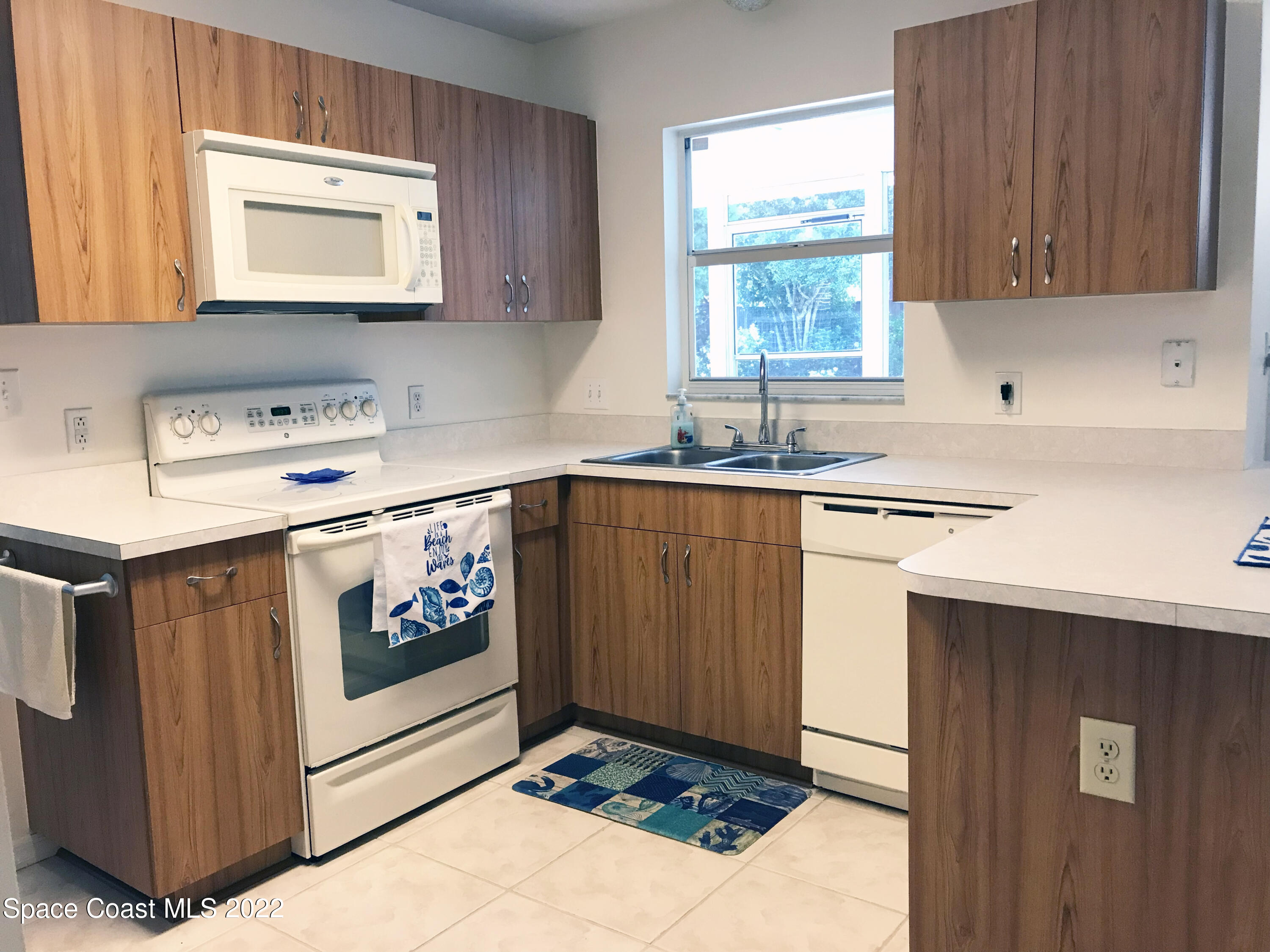 5477 Holden Road Cocoa, FL 32927 - Photo 9 of 37 Kitchen1