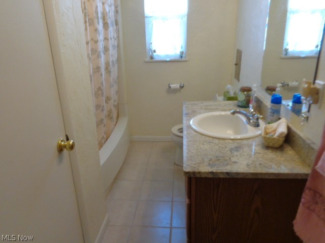 7227 Maplewood Road Parma, OH 44130 - Photo 12 of 19 Main Bathroom