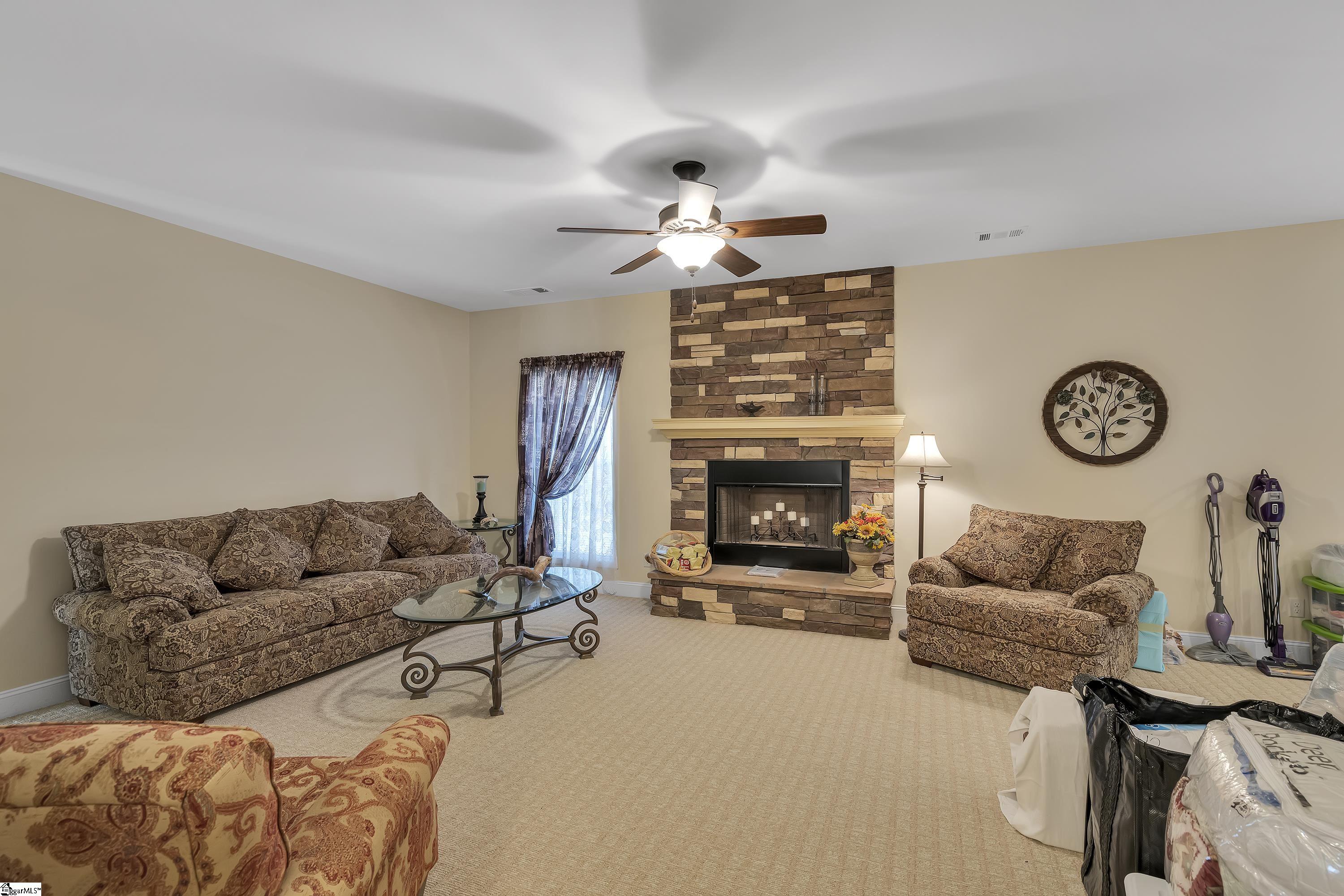 213 Garren Road Easley, SC 29640 - Photo 10 of 29