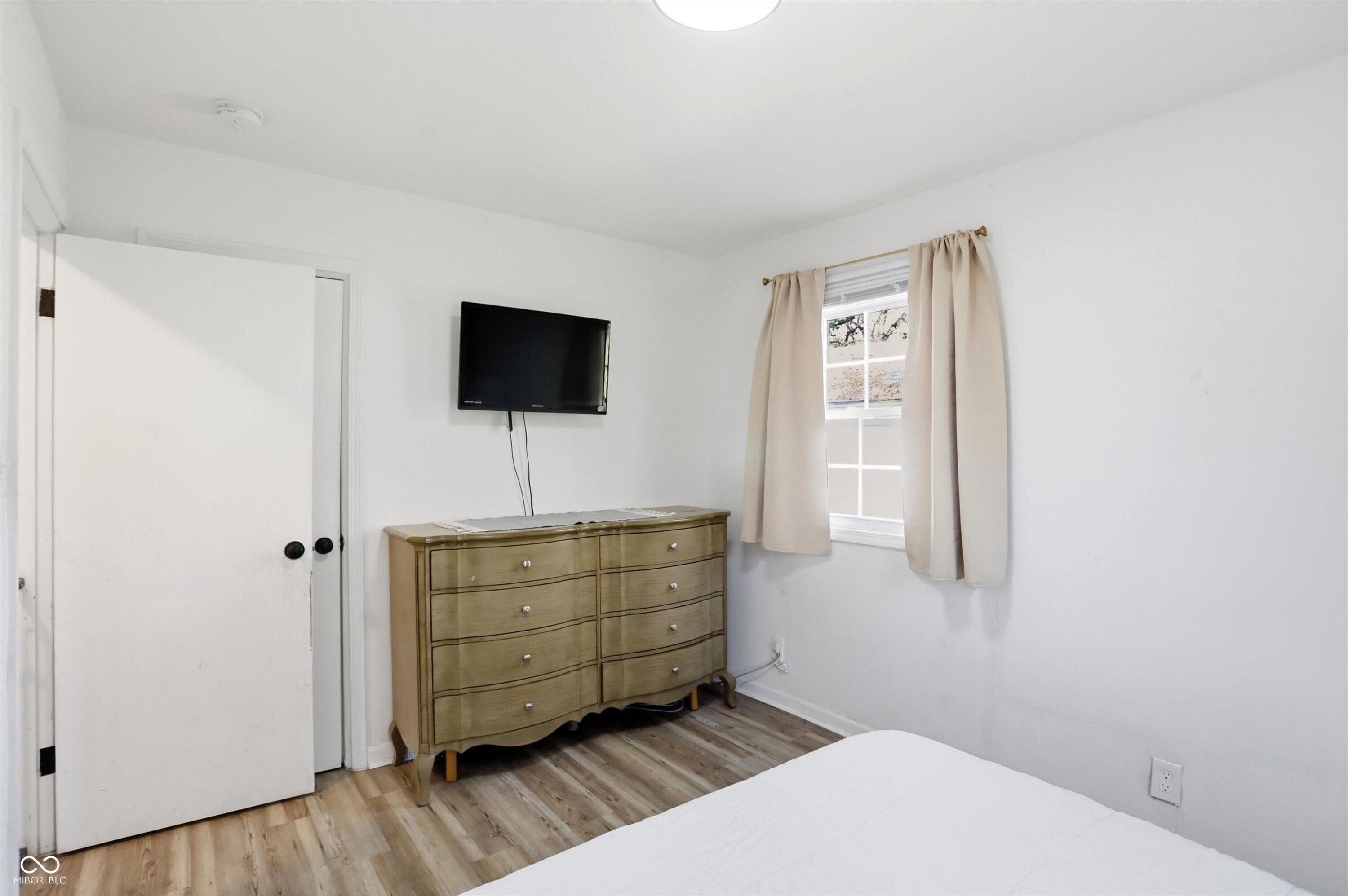 2032 West 63rd Street Indianapolis, IN 46260 - Photo 23 of 39