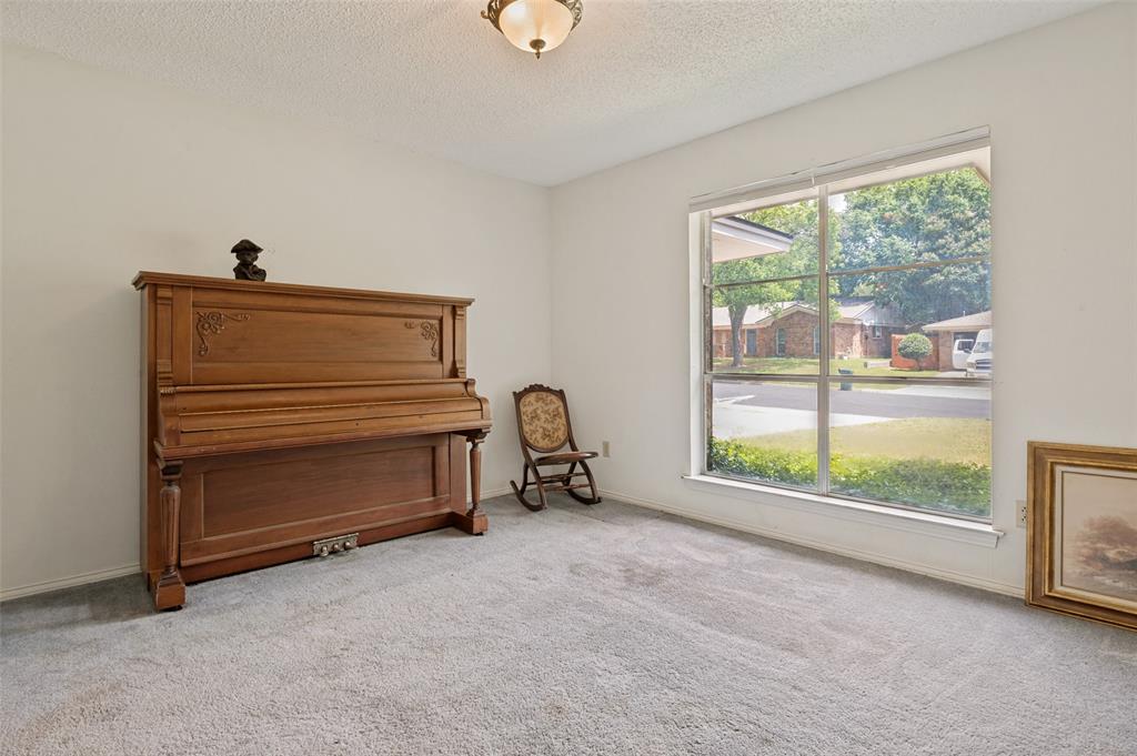 1121 Billie Ruth Lane Hurst, TX 76053 - Photo 13 of 25