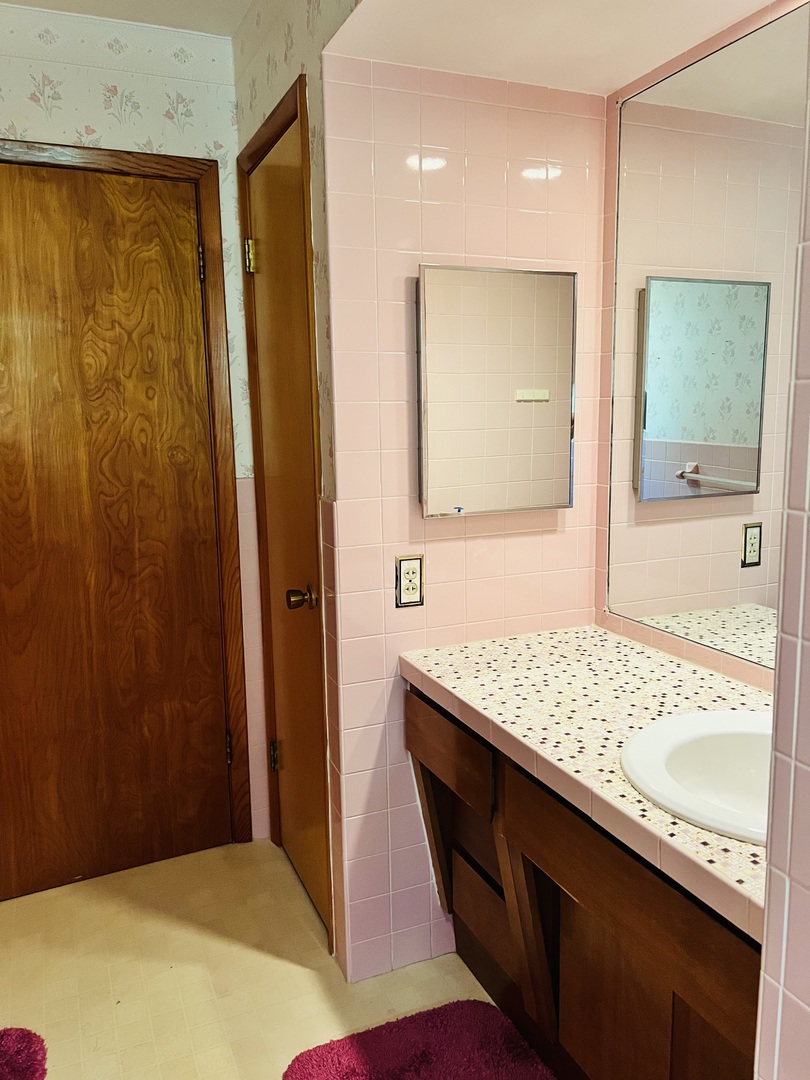 204 Beech Street Normal, IL 61761 - Photo 16 of 45 Gallery Image 16
