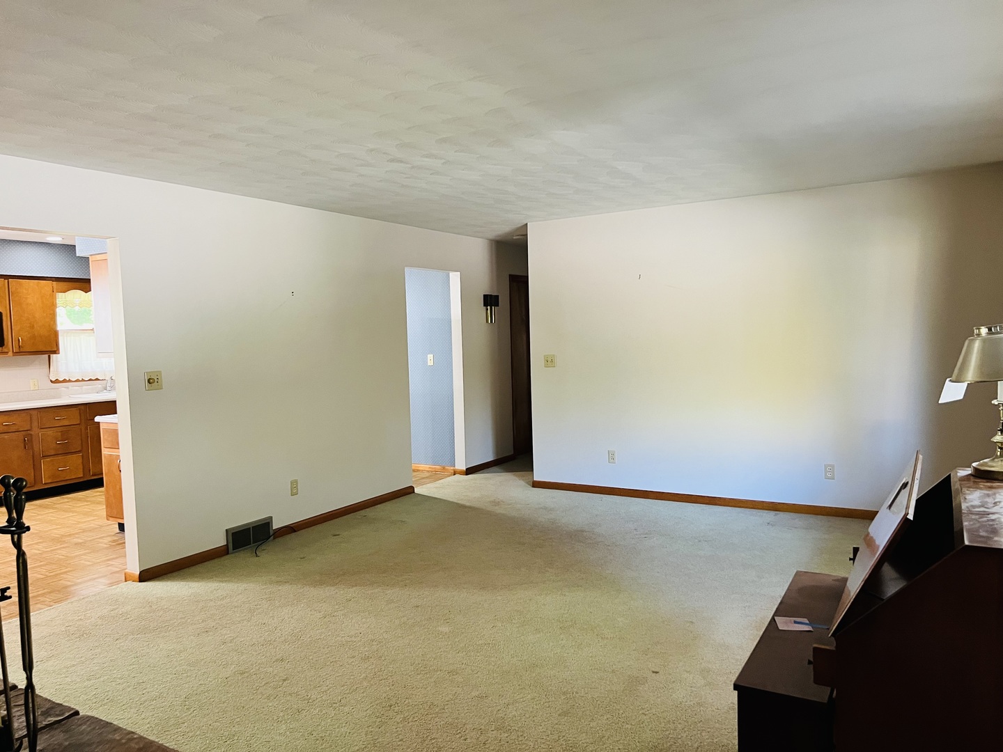 204 Beech Street Normal, IL 61761 - Photo 7 of 45 Gallery Image 7