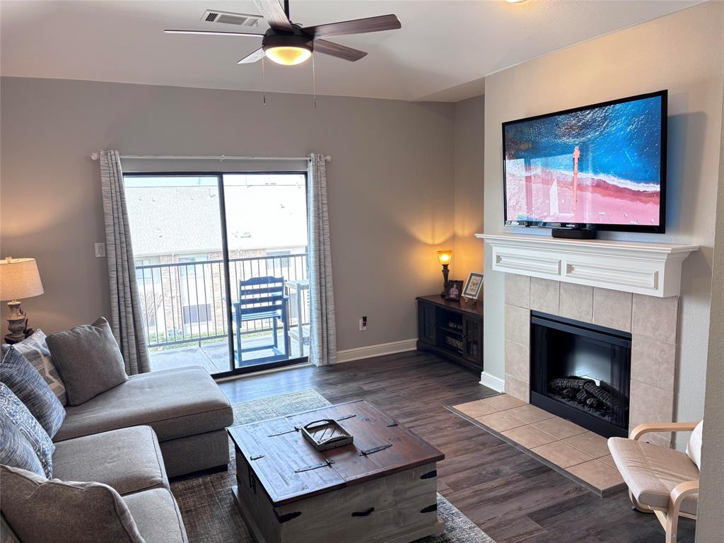 1815 Signal Ridge Place Rockwall, TX 75032 - Photo 7 of 32