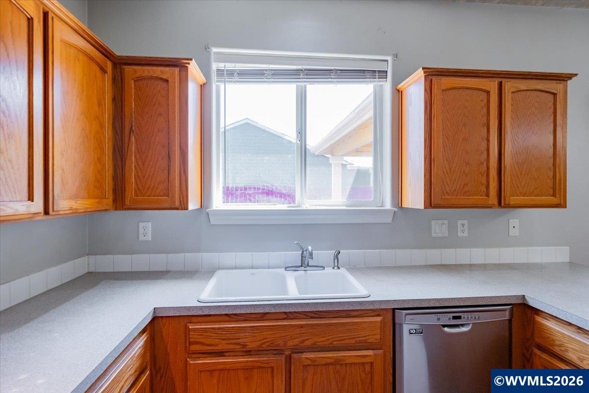 4199 Geranium Loop Northeast Salem, OR 97305 - Photo 17 of 48