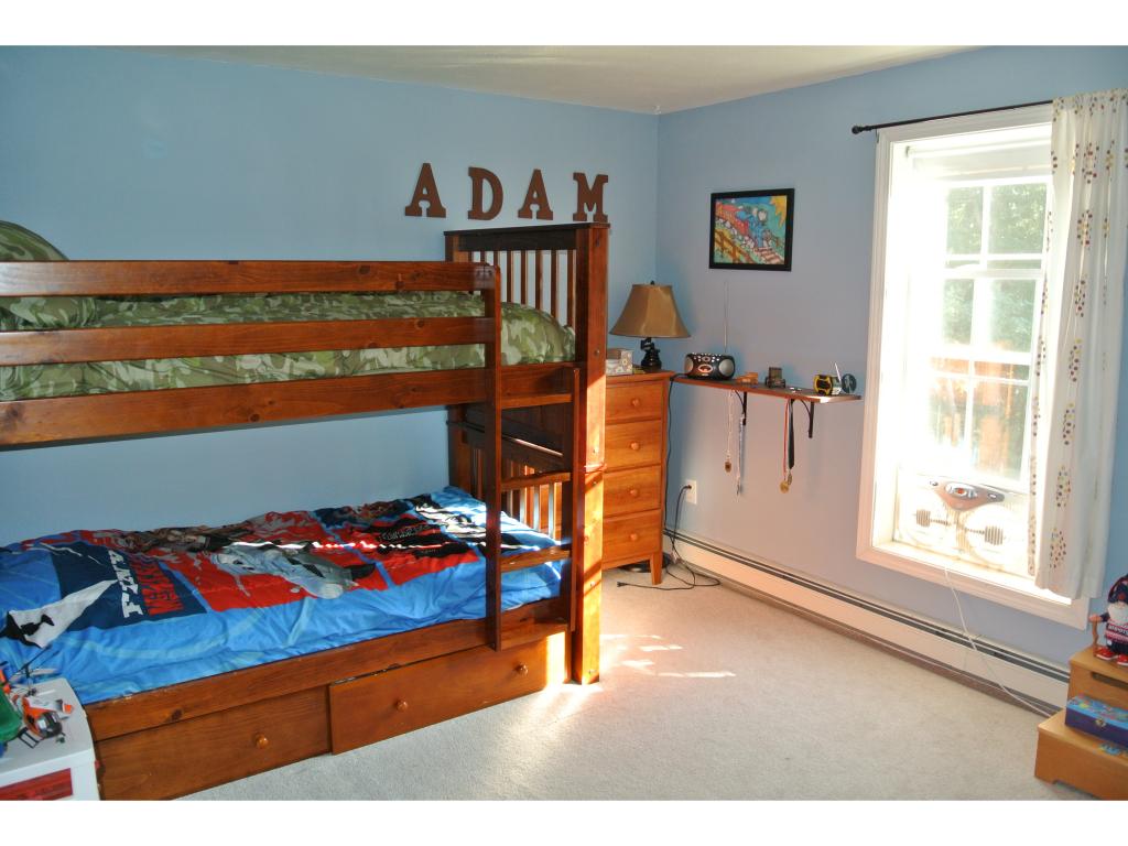 1053 Montalona Road Dunbarton, NH 03046 - Photo 20 of 28
