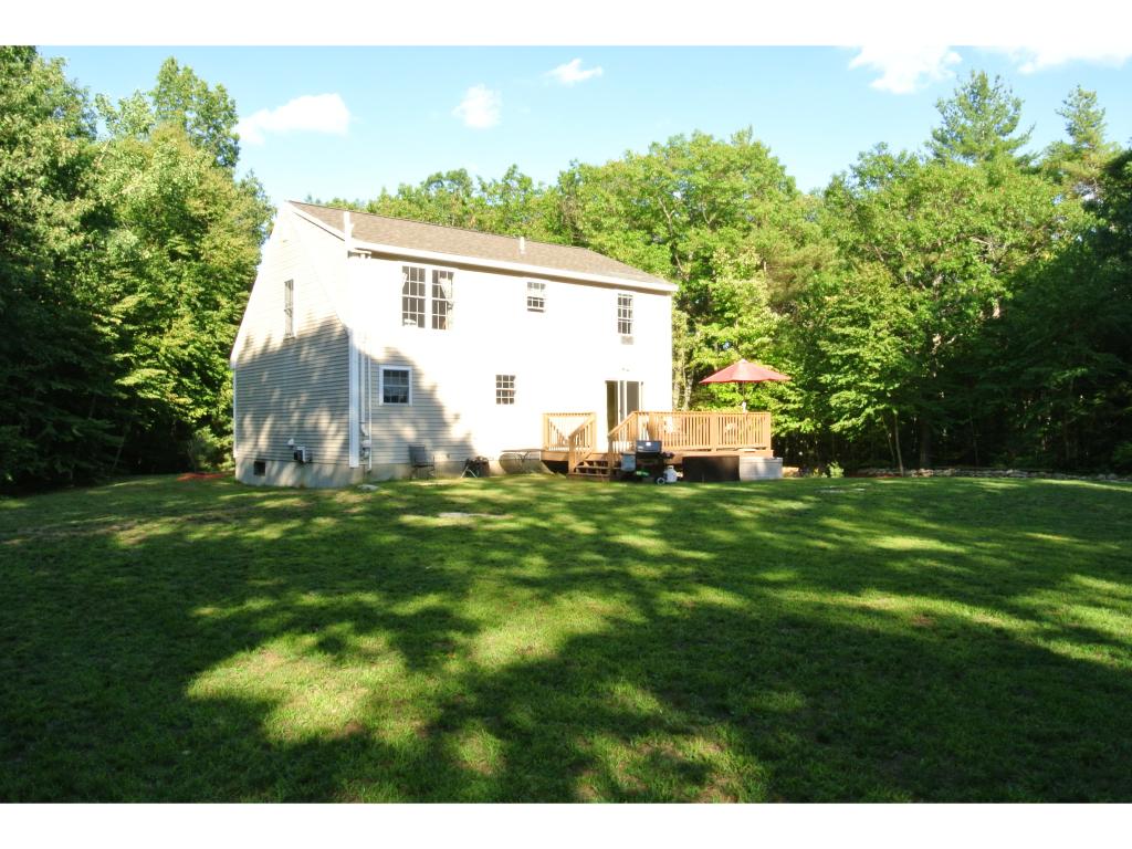 1053 Montalona Road Dunbarton, NH 03046 - Photo 5 of 28