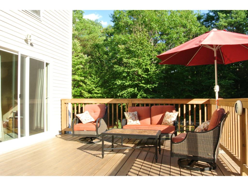 1053 Montalona Road Dunbarton, NH 03046 - Photo 7 of 28