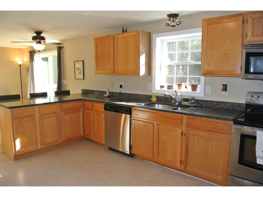 1053 Montalona Road Dunbarton, NH 03046 - Photo 10 of 28