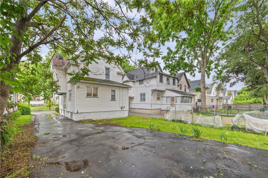 380 Sawyer Street Rochester, NY 14619 - Photo 33 of 36