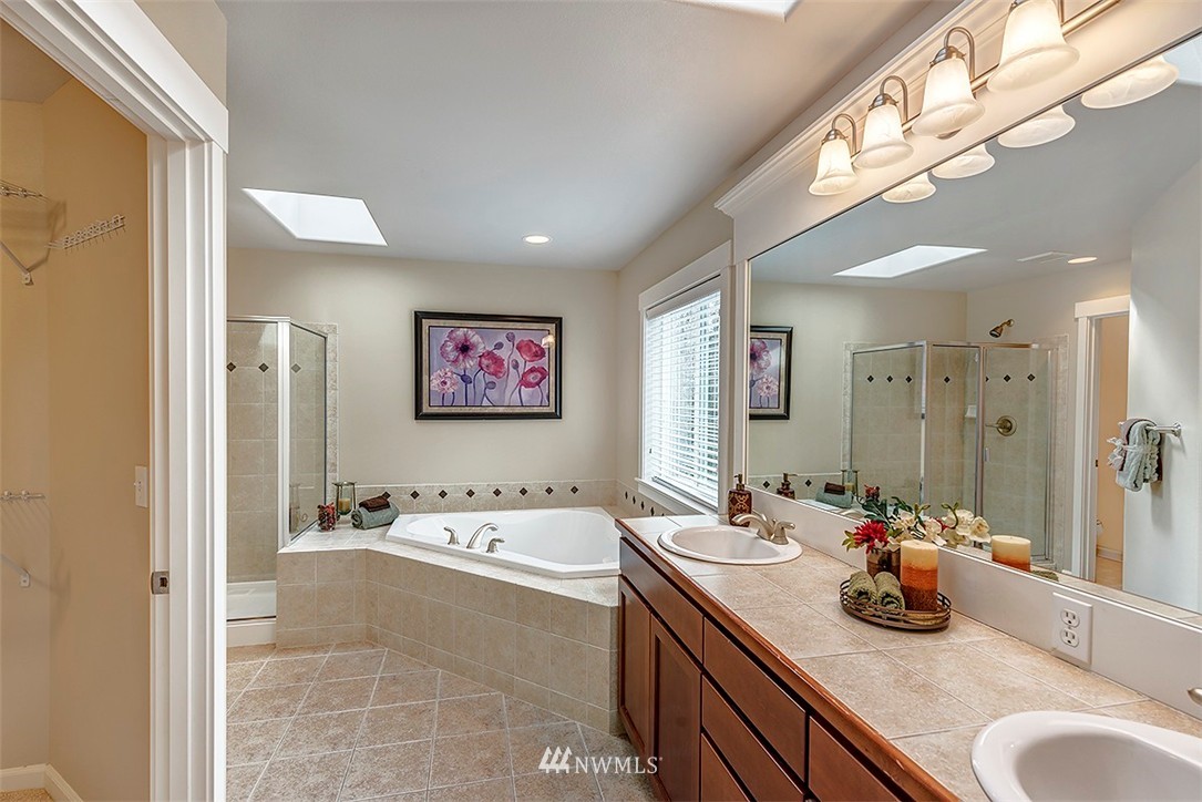 23608 19th Avenue West Bothell, WA 98021 - Photo 13 of 20