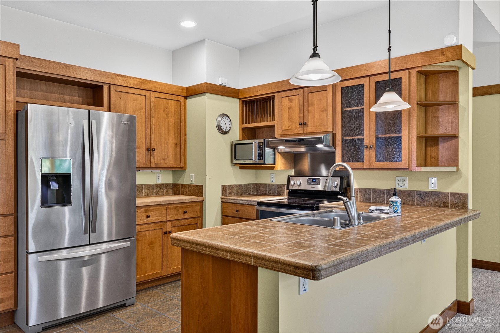 13123 Satterlee Road Anacortes, WA 98221 - Photo 10 of 40 Gallery Image 10