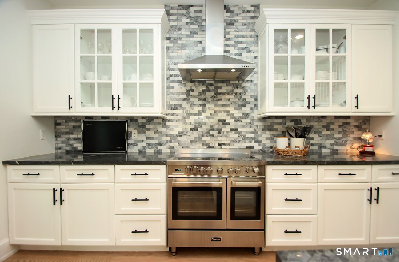 773 West Avon Road Avon, CT 06001 - Photo 20 of 40