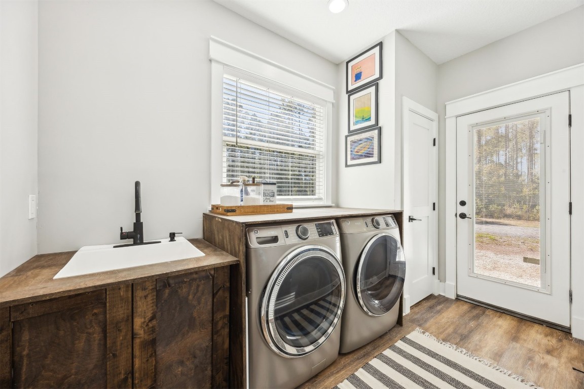 32500 Crossfire Trail Callahan, FL 32011 - Photo 40 of 64 a utility room with dryer and washer