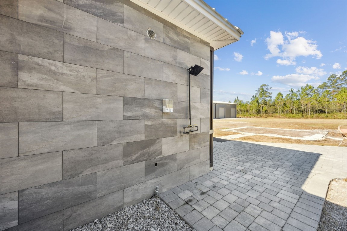 32500 Crossfire Trail Callahan, FL 32011 - Photo 50 of 64 a view of a bathroom