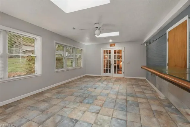 $263,500 | 323 Shannon Drive, Eden, NC 27288