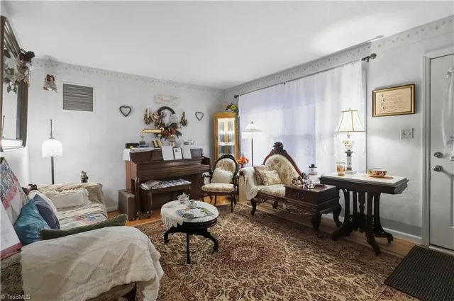 $263,500 | 323 Shannon Drive, Eden, NC 27288