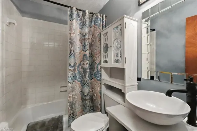 $263,500 | 323 Shannon Drive, Eden, NC 27288