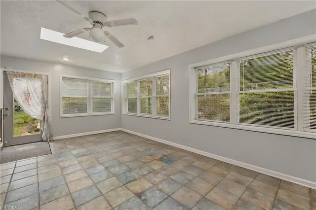 $263,500 | 323 Shannon Drive, Eden, NC 27288