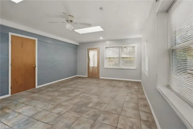 $263,500 | 323 Shannon Drive, Eden, NC 27288