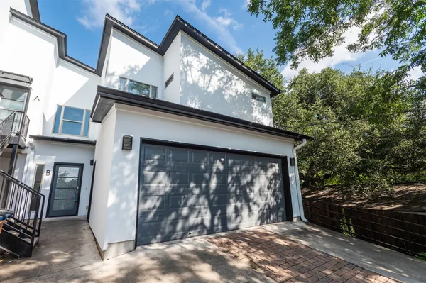 $3,995 | 1514 Betty Jo Drive, Unit B, Austin, TX 78704