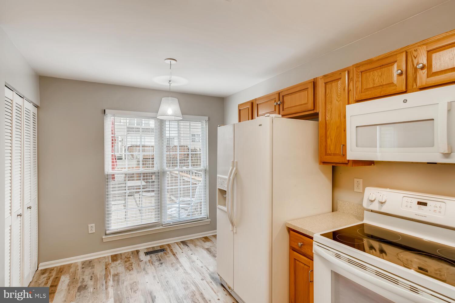 4408 Cole Farm Road Nottingham, MD 21236 - Photo 11 of 27 KITCHEN