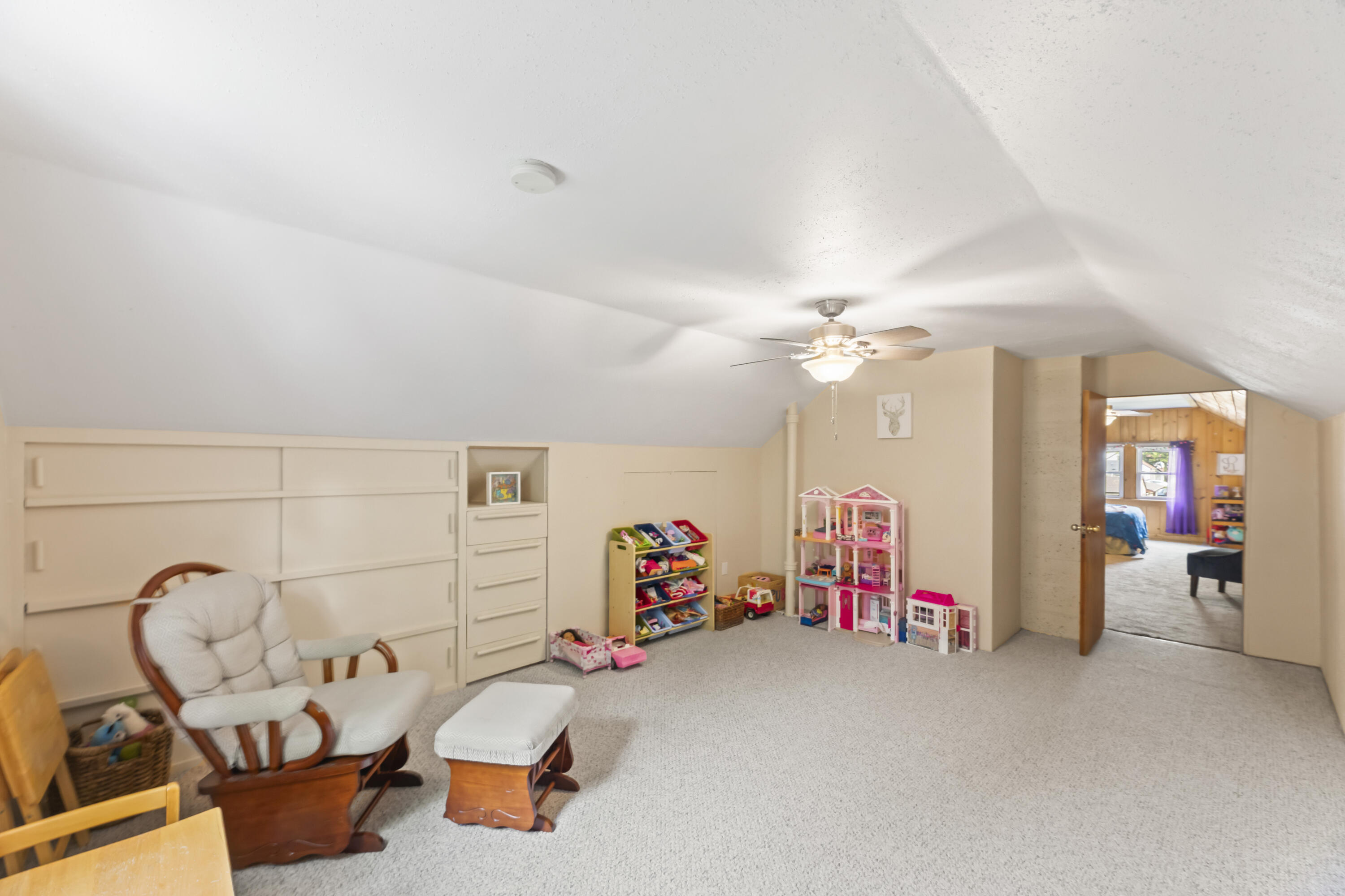 9009 West Cold Spring Road Greenfield, WI 53228 - Photo 24 of 48 Play Room