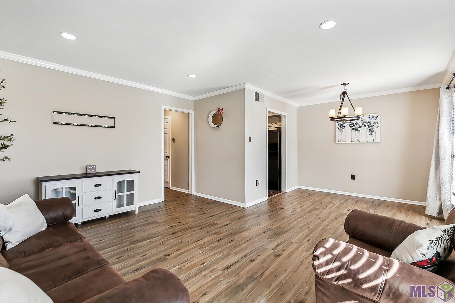 1755 College Drive, Unit 212 Baton Rouge, LA 70808 - Photo 4 of 11