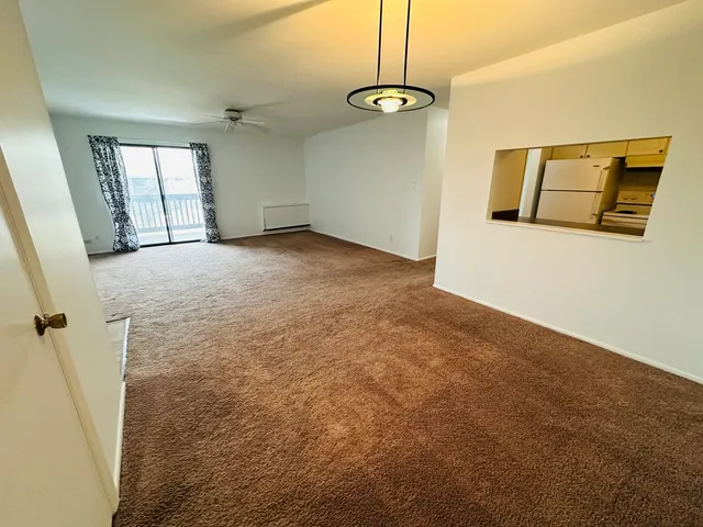 $220,000 | 803 Brook Drive, Unit 5, Streamwood, IL 60107