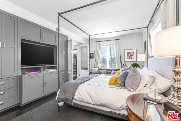 $9,995 | 1424 North Crescent Heights Boulevard, Unit 51, West Hollywood, CA 90046