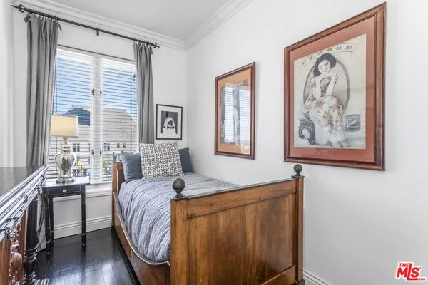 $9,995 | 1424 North Crescent Heights Boulevard, Unit 51, West Hollywood, CA 90046