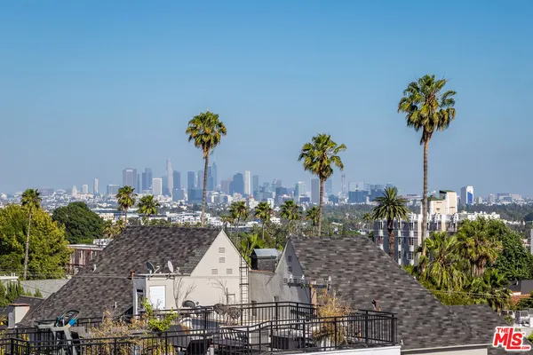 $9,995 | 1424 North Crescent Heights Boulevard, Unit 51, West Hollywood, CA 90046
