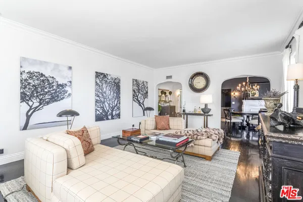 $9,995 | 1424 North Crescent Heights Boulevard, Unit 51, West Hollywood, CA 90046