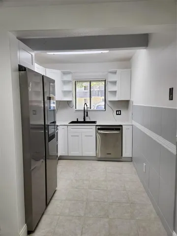 $1,850 | 1005 South Flagler Avenue, Unit 812, Pompano Beach, FL 33060