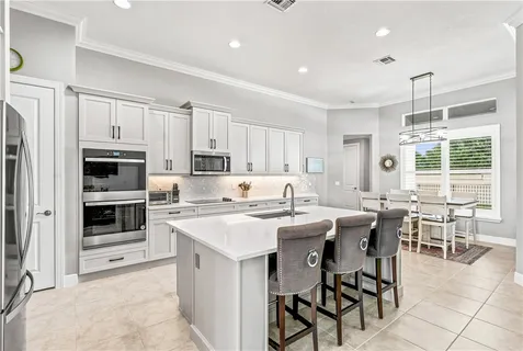 $850,000 | 5775 Bent Pine Square, Vero Beach, FL 32967