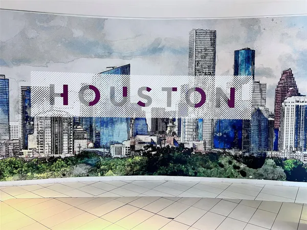 $1,900 | 2400 McCue Road, Unit 202, Houston, TX 77056