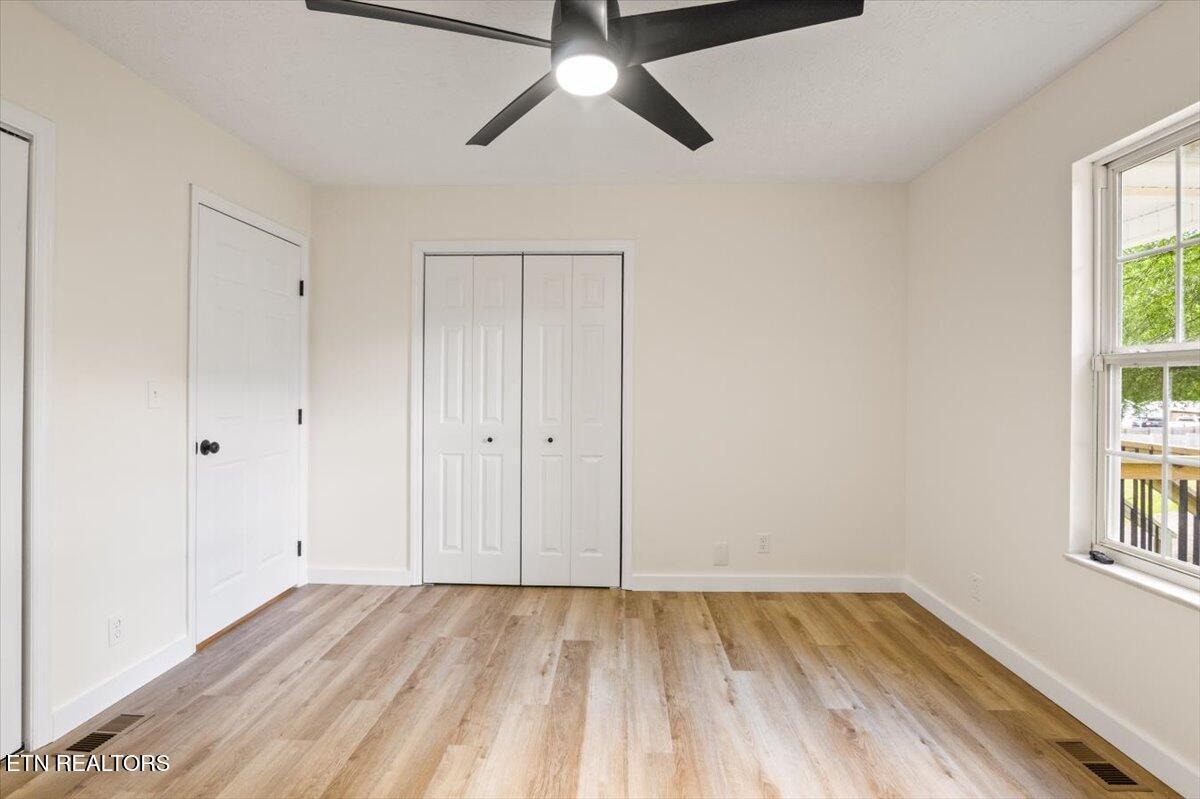 355 McDeerman Road Jacksboro, TN 37757 - Photo 18 of 32 bedroom 1