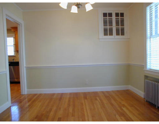 2 Newland Road, Unit 2 Arlington, MA 02474 - Photo 5 of 9 Gallery Image 5
