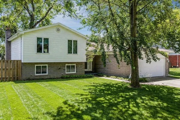$430,000 | 403 Lexington Drive, Saline, MI 48176