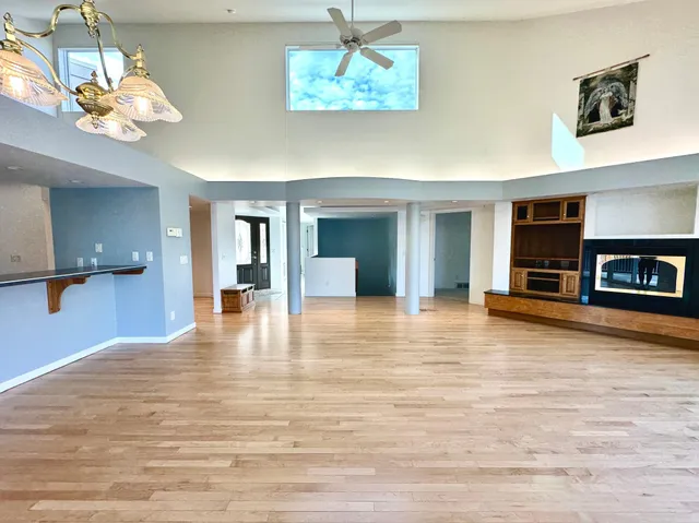 $629,000 | 1976 Bay Street, Worthington, MN 56187