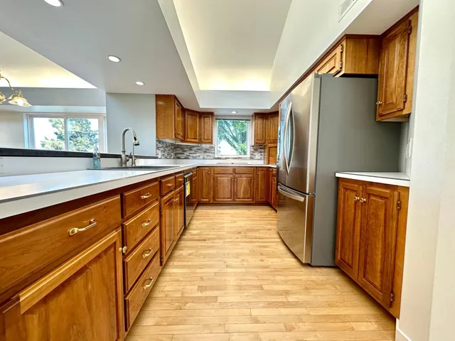 $629,000 | 1976 Bay Street, Worthington, MN 56187