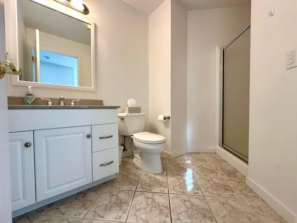 $629,000 | 1976 Bay Street, Worthington, MN 56187