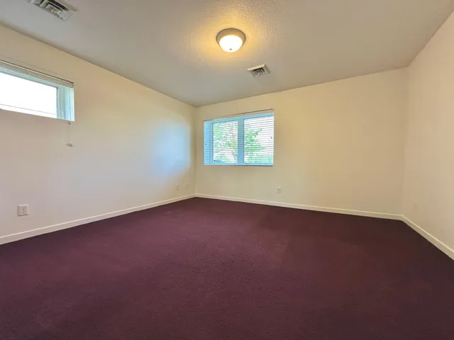 $629,000 | 1976 Bay Street, Worthington, MN 56187