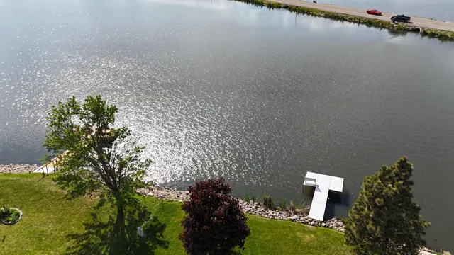 $629,000 | 1976 Bay Street, Worthington, MN 56187