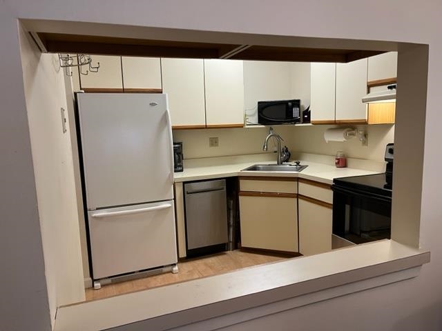 121 Cluff Crossing Road, Unit 19 Salem, NH 03079 - Photo 12 of 16