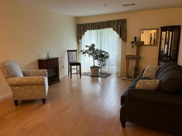 121 Cluff Crossing Road, Unit 19 Salem, NH 03079 - Photo 5 of 16