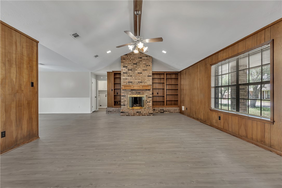 2312 Windsor Drive Bryan, TX 77802 - Photo 2 of 16